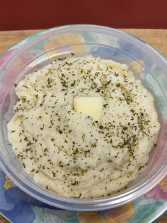 A picture of Lee's Simple Instapot Mashed Potatoes.