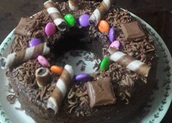 Ready to Serve Chocolate cake Delicious Simple