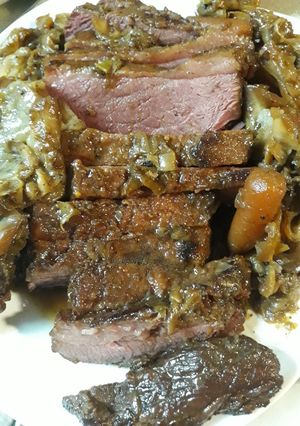 A picture of Cornedbeef, Cabbage, Carrots and Leeks.