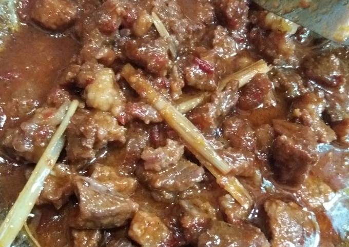 Ternyata ini lho! Bagaimana cara buat Rendang sapi simpel yang lezat