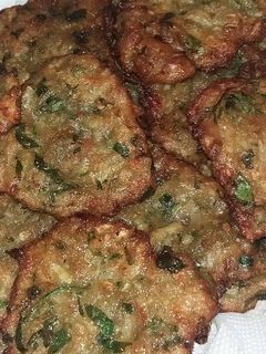 صورة لوصفة عروق لحمه وخضره مقليه🍤🍅