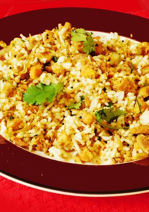 A picture of Banana masala powder (Podimas in Tamil) mixed with rice.