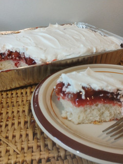 A picture of Easy Cherry Jello Cake.