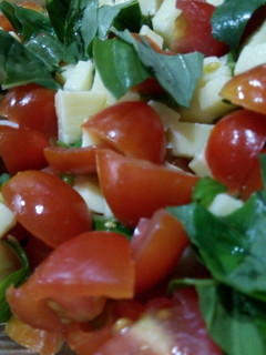 Una foto de Típica ensalada caprese