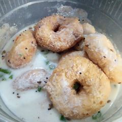 A picture of Dahi Vada.