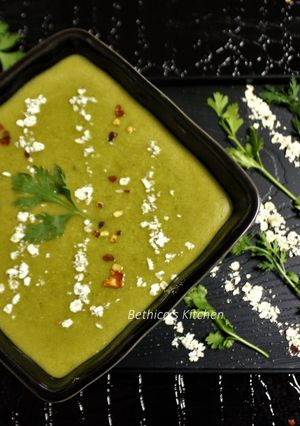 A picture of Oats Coriander Leaves Kadhi.