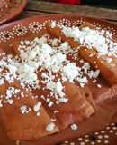 Enfrijoladas con chipotle