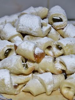 O poză a rețetei Cornulețe cu rahat.