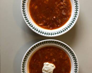 Unique Recipe Tinned Tomato Red Onion  Red Lentil soup with ham stock  bits or vegetarian alternative Restaurant Style