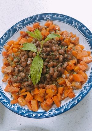 صورة لوصفة سلطة اللوبيا الحمره