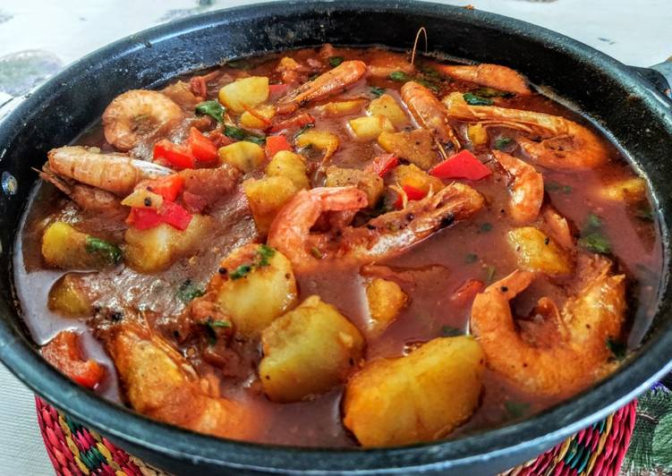 Jalfrezi de Camarão com batatas - Tudogosreceitas