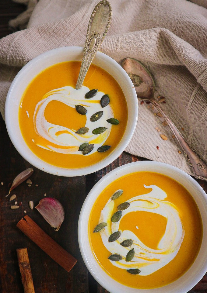 Una foto de Crema de calabaza especiada 🎃