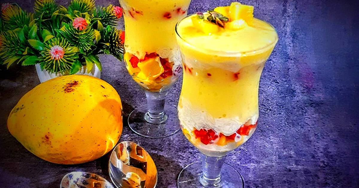 Image of Falooda / Faluda is a popular Indian/asian cold  drink-VL536579-Picxy