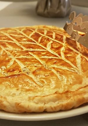 Une photo de 38• 👑 Galette des Rois Frangipane 👑