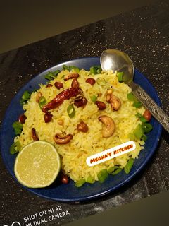 दक्षिण भारतीय लेमन राइस/ चीत्रांना (lemon rice recipe in marathi) रेसिपी चे मुख्य फोटो