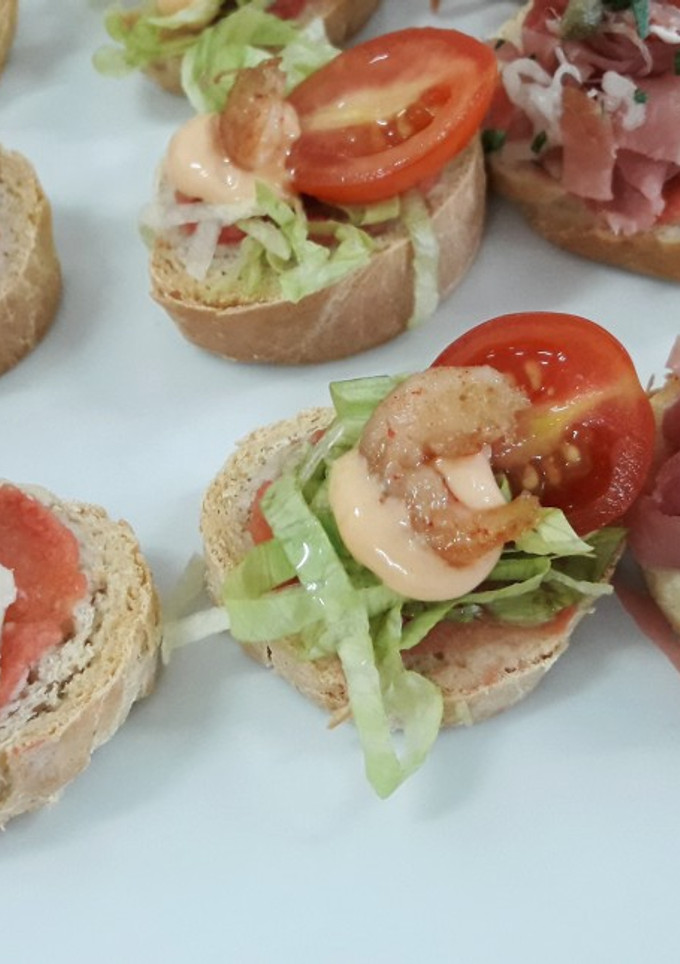 Una foto de Bruschettas😋