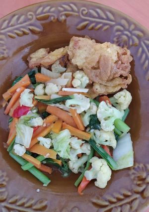 Foto resep 15. Tumis sayur campur campur wortel, sawi hijau, sawi putih, bunga kol by Dapur bu Dinda