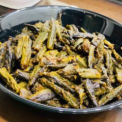 A picture of Achaari kurkuri bhindi.