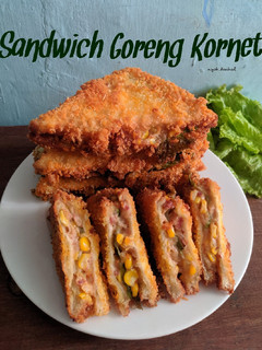 Foto resep Sandwich Goreng isi Kornet (olahan Roti Tawar)