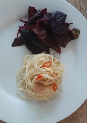 Foto resep Spaghetti aglio olio bayam merah