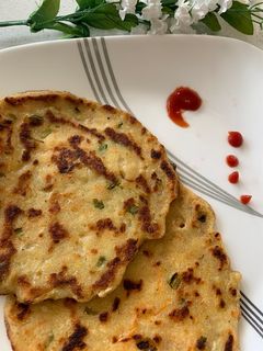 વેજીટેબલ ચીલા (Vegetable Chila Recipe In Gujarati) રેસીપી મુખ્ય ફોટો