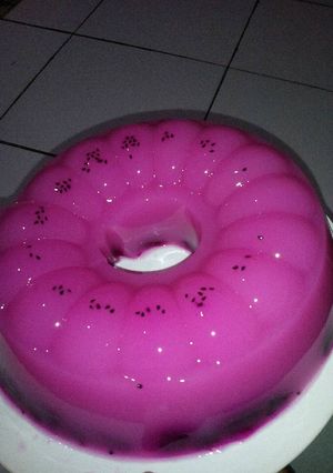 Foto resep puding buah naga aka dragon fruit segeeer ;)