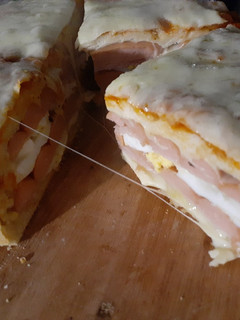 Una foto de Pizza Rellena