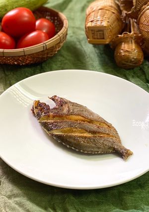 Hình của món Cá Dìa Chiên Muối Tiêu.