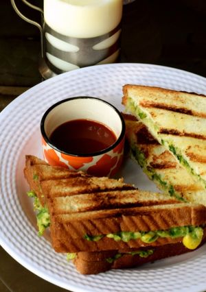 A picture of Spinach, Corn and Cheese Sandwich.