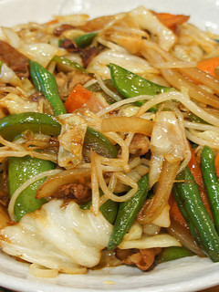 A picture of Yasai Itame - Japanese Stir Fry Vegetables Recipe (野菜炒め).