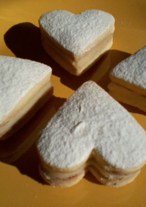 Una foto de Galletitas de limón rellenas