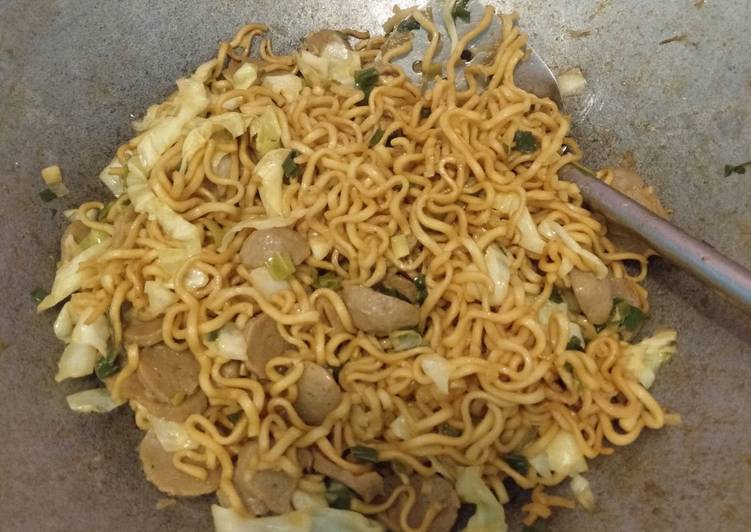 Resep Mie Goreng Tumis Sederhana yang Lezat