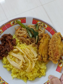 Foto resep Nasi kuning magic com (simple bahan seadanya)