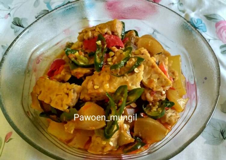 92. Tumis kikil tempe cabe hijau