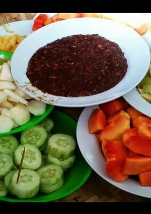 Foto resep Rujak Buah bumbu kacang dan gula merah 😙😚