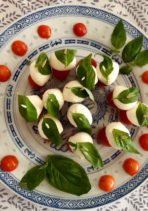 O poză a rețetei Aperitiv caprese.