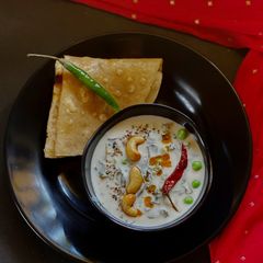A picture of Methi Matar Malai.