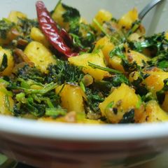 Methi Aloo Sabzi- Fenugreek Potato Curry A picture of Methi Aloo Sabzi- Fenugreek Potato Curry.
