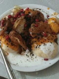 दही भल्ले (Dahi bhalle recipe in hindi) रेसिपी मुख्य फोटो