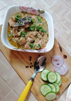 A picture of Black pepper chicken.