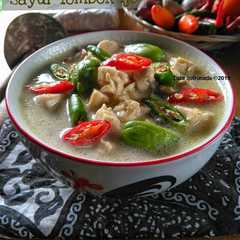 รูปของ Sayur lombok ijo