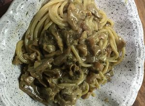 Una foto de Spaghettoni ai funghi porcini 🦀