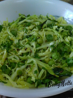 A picture of Green Peas-Cabbage Sabzi.