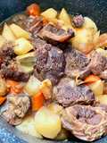 Chinese-Style Braised Beef Tendon and Shank Stew (柱侯蘿蔔炆牛筋腩)
