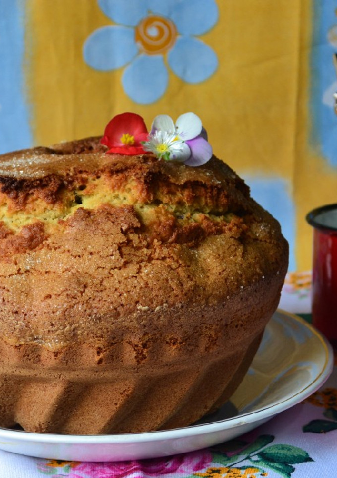Una foto de Budín de limón y pasas de uva maceradas🥸