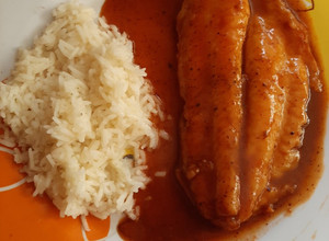 Una foto de Filete de pescado a la media diabla