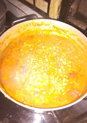 A picture of Porriage beans with dry fish.