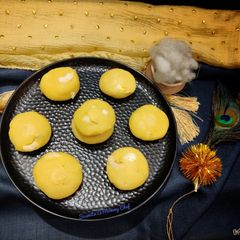 A picture of Kesari milk peda.