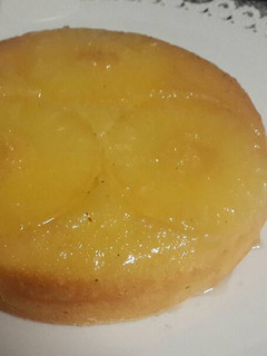 Una foto de Torta de ananá invertida