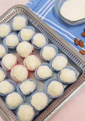 Foto di Bon bon al cocco/ raffaello